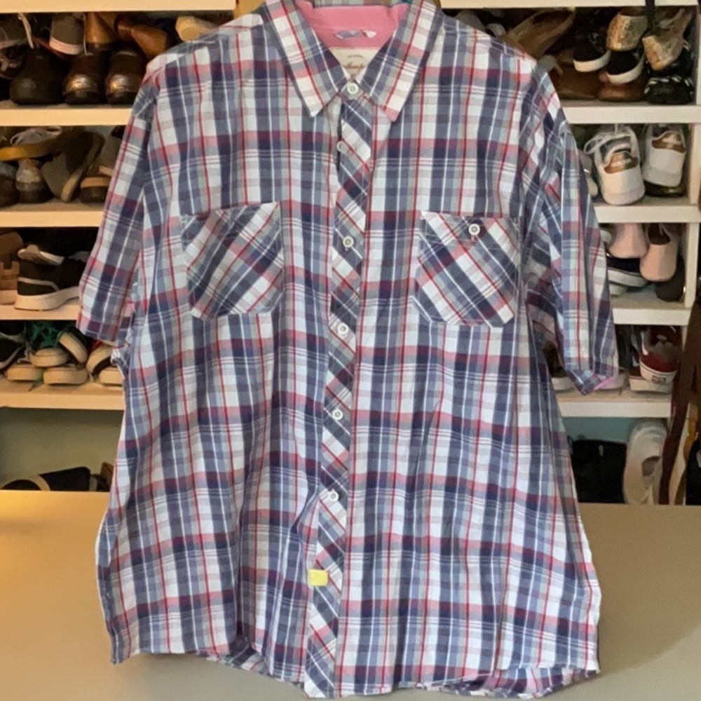 EUC Mens WEATHERPROOF short sleeve button down polo shirt